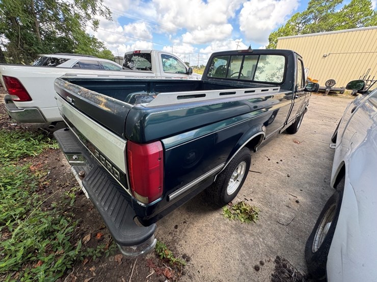 1995-ford-f150-xlt-image-3