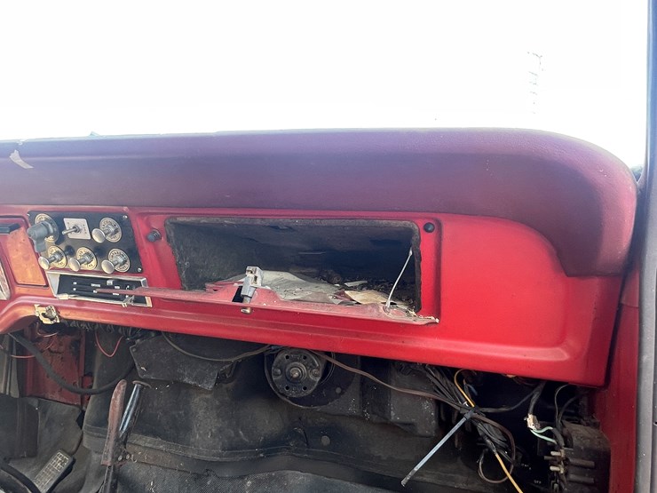 ford-600-image-82