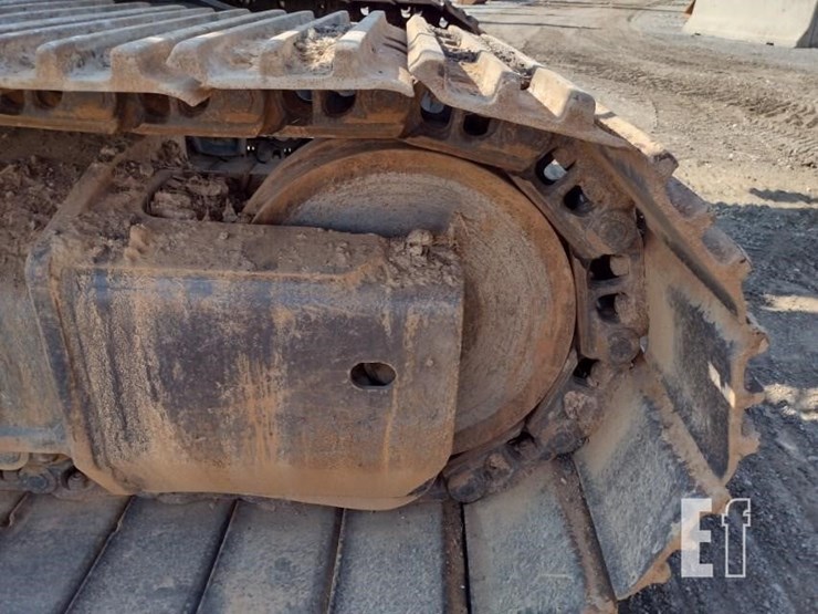 2019-komatsu-pc390-lc-11-image-27