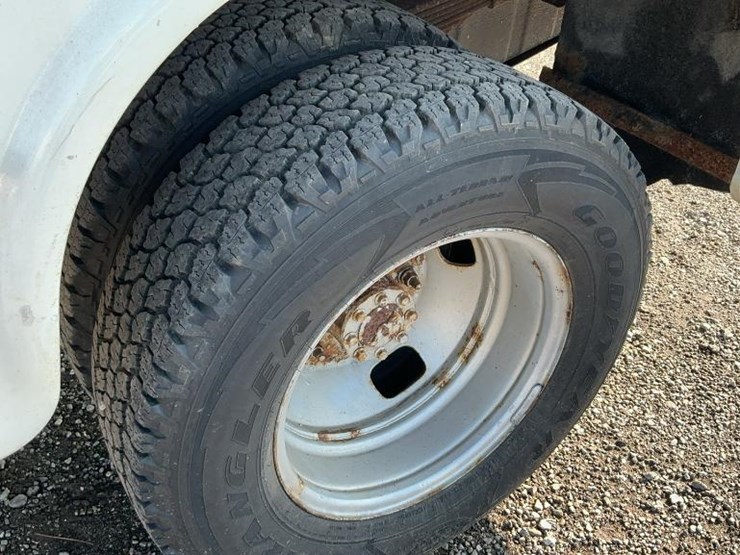 2006-ford-f350-image-18
