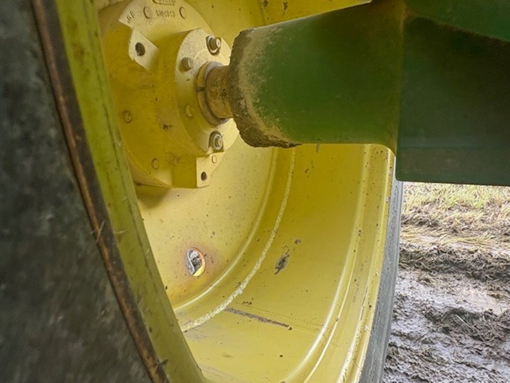 john-deere-8560-image-27