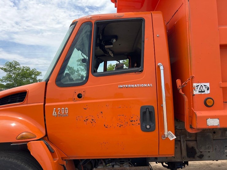 2007-international-durastar-4200-image-21