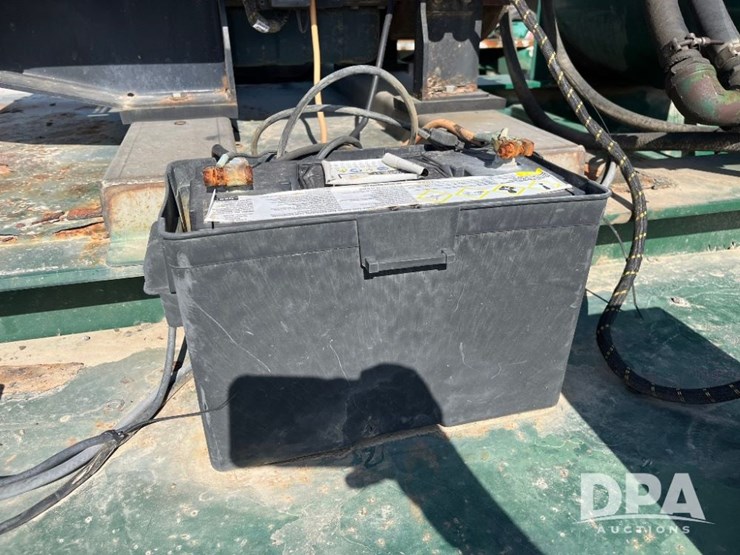 2014-b-b-dry-tender-trailer-(jn2475,-unit-30221)-image-62