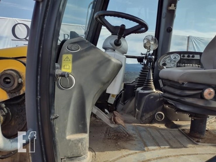 2006-jcb-215-image-13