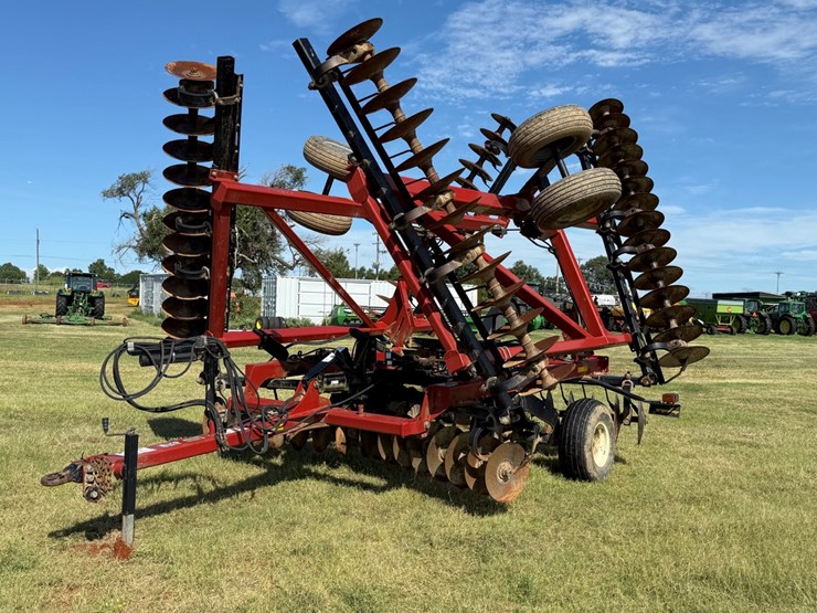 2014-case-ih-340-image-1