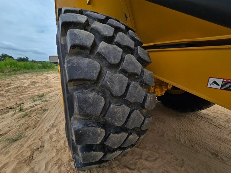 2018-deere-460e-image-66
