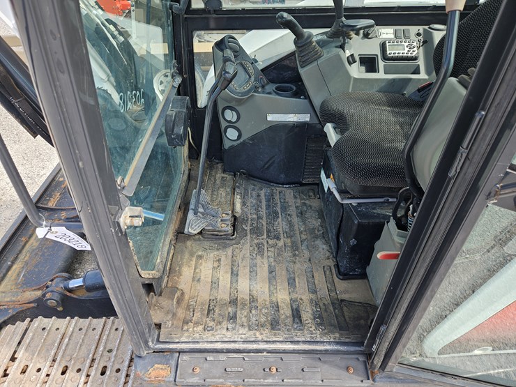 2019-bobcat-e85-image-11