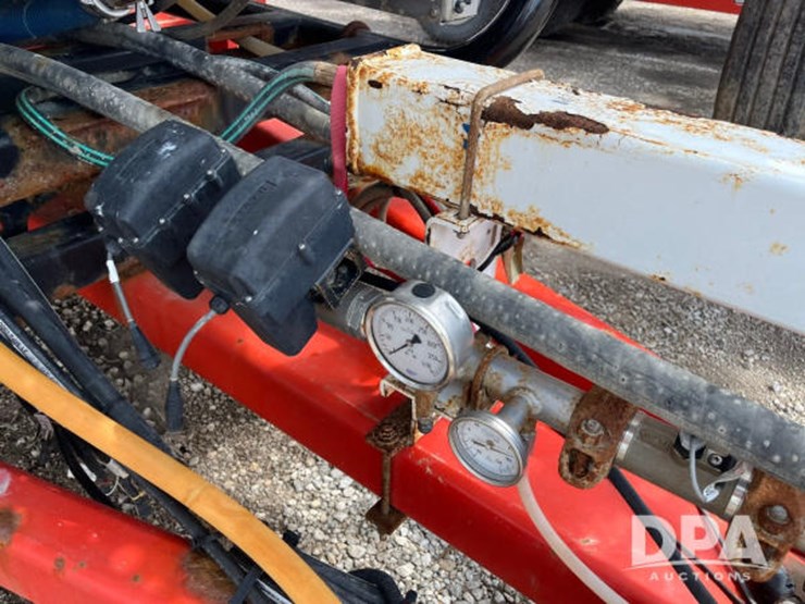 2017-kuhn-gladiator-1205-strip-till-bar-(jn2500)-image-20