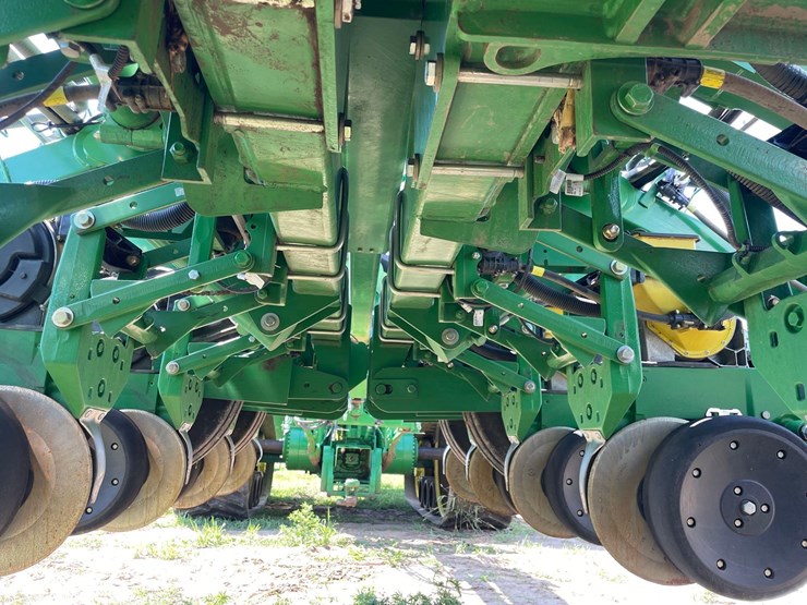 2012-john-deere-1790-image-95