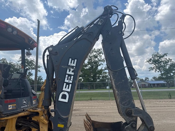 2018-deere-310sl-hl-image-14