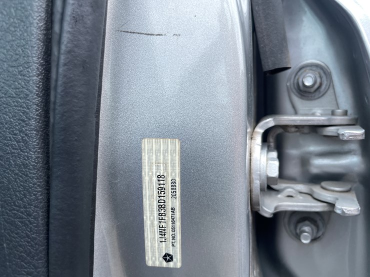 2011-jeep-compass-image-68