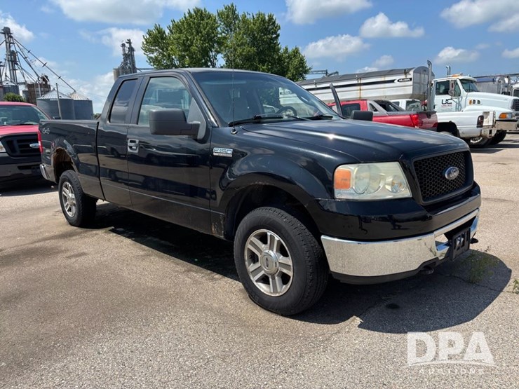 2006-ford-f150-image-1