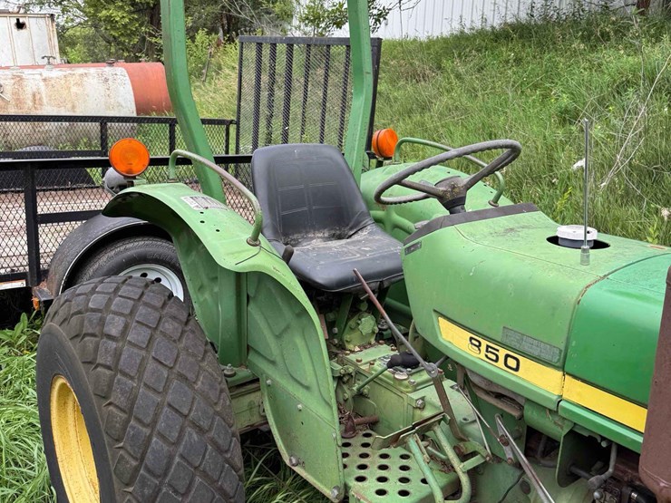 john-deere-850-image-40
