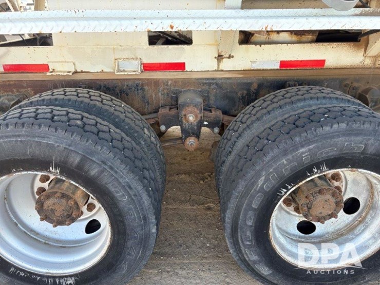 1996-kenworth-t450-image-10
