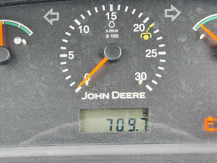 2005-john-deere-6603-image-30
