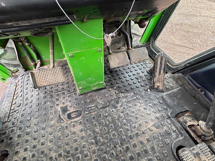 deutz-dx120-image-33