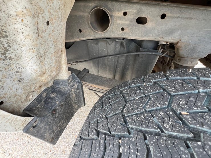 2015-chevrolet-silverado-2500hd-image-92