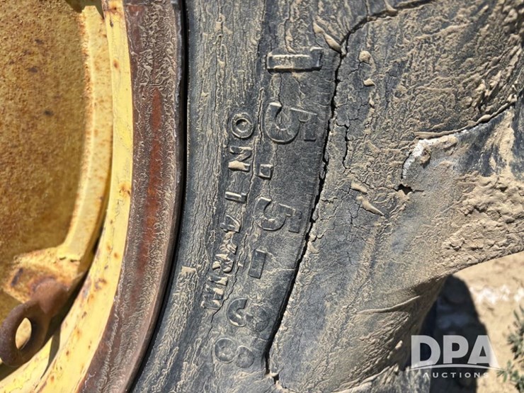 john-deere-730-image-26