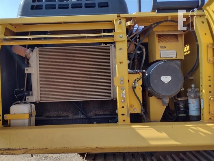 2019-komatsu-pc390-lc-11-image-45