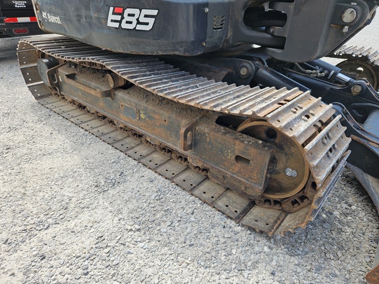 2019-bobcat-e85-image-21