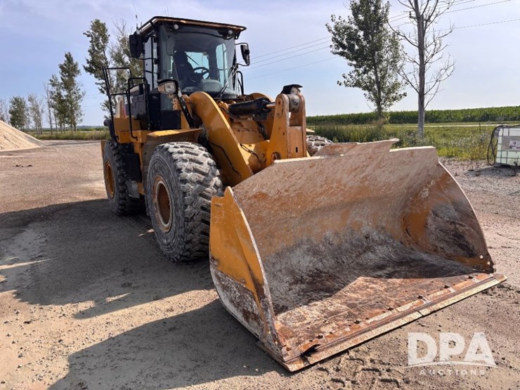 2014-caterpillar-950m-image-5