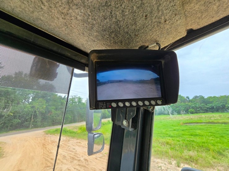 2018-deere-460e-image-52