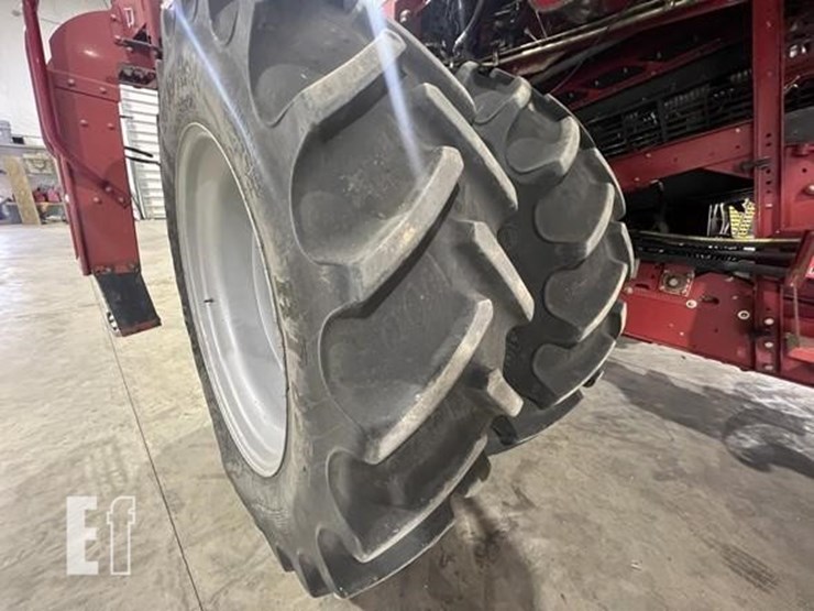 2005-case-ih-2388-image-34