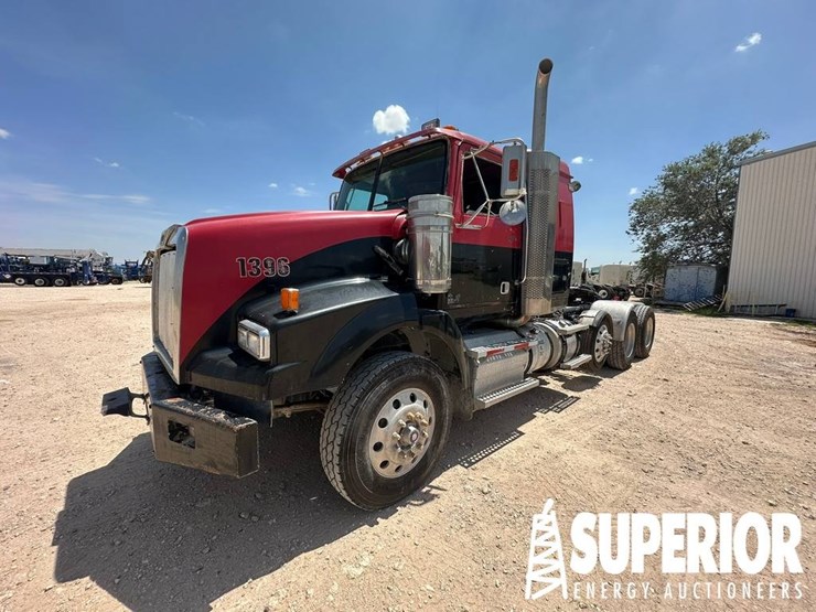2011-western-star-4900-image-1