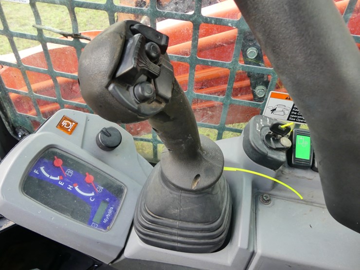 2023-kubota-svl75-2-image-13