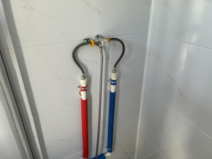 49"x87"x98"-portable-restroom-w/-shower-image-12
