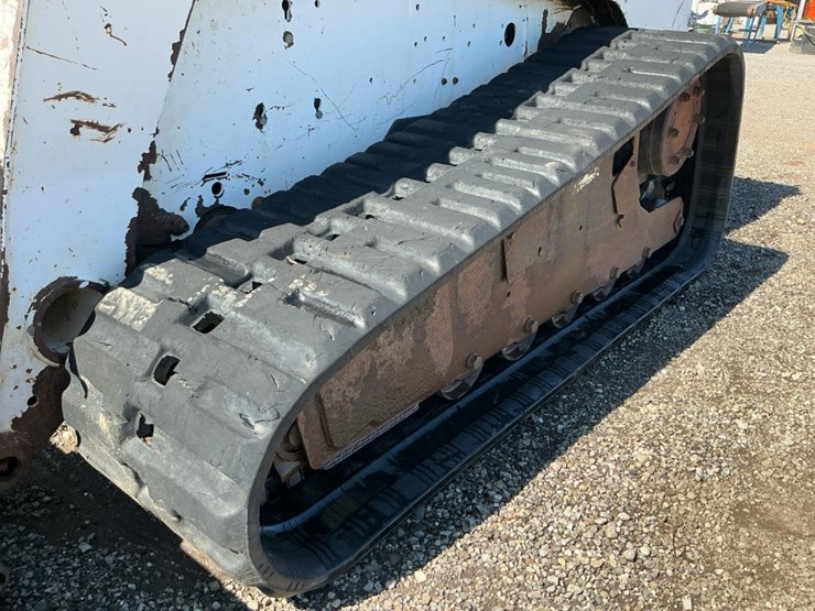 bobcat-t250-image-12