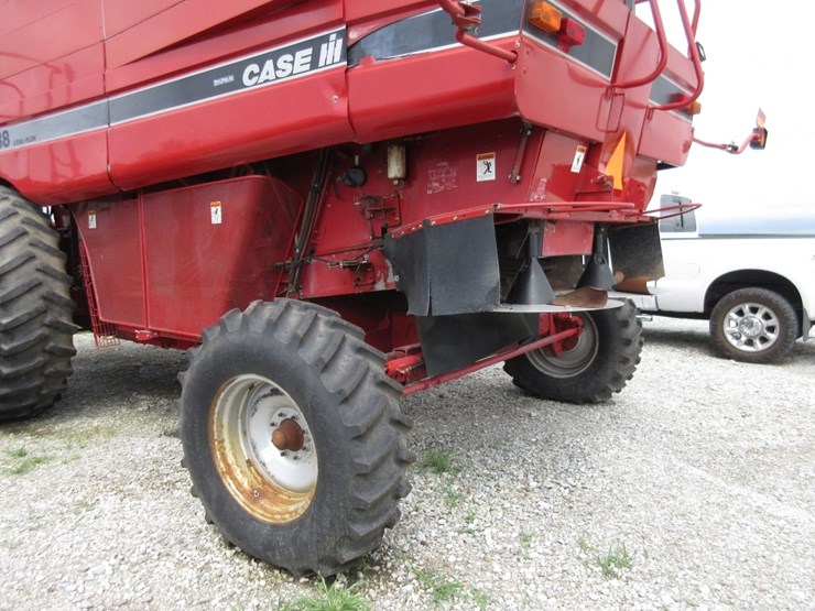 case-ih-2388-image-12