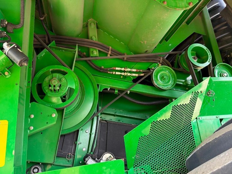 john-deere-s690-image-23