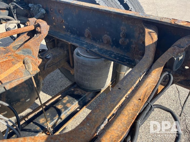 2012-international-durastar-4400-image-39