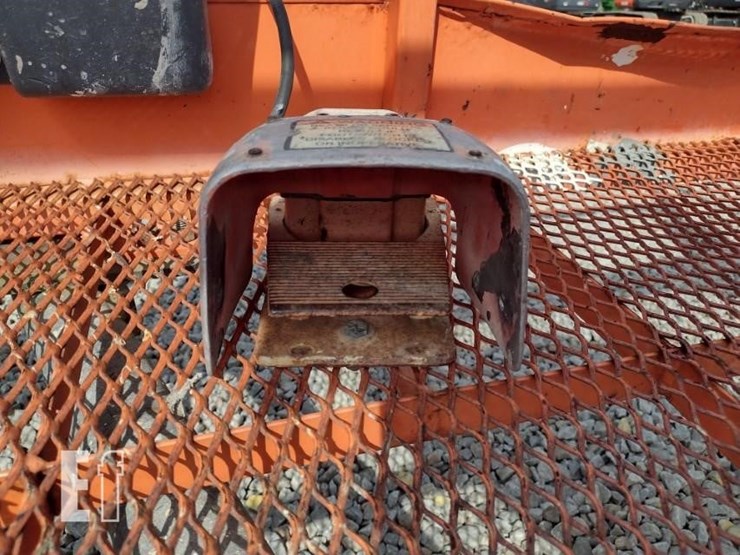 2009-jlg-800a-image-28