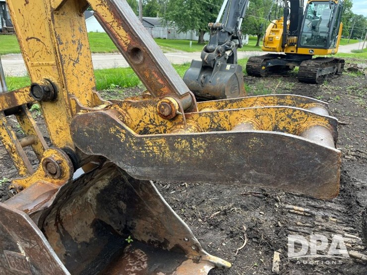 2005-caterpillar-312b-image-19