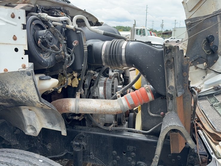 2006-ford-f650-image-19