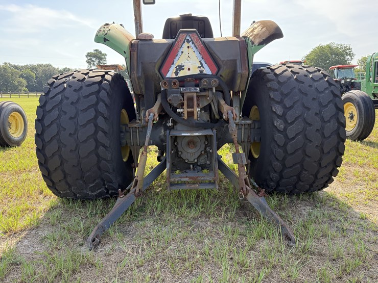 john-deere-5210-image-5