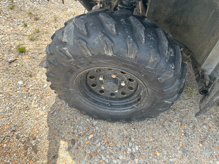 john-deere-gator-image-8