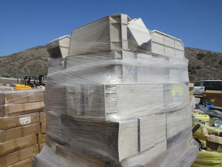 (2)-pallets-of-misc-items,-image-5