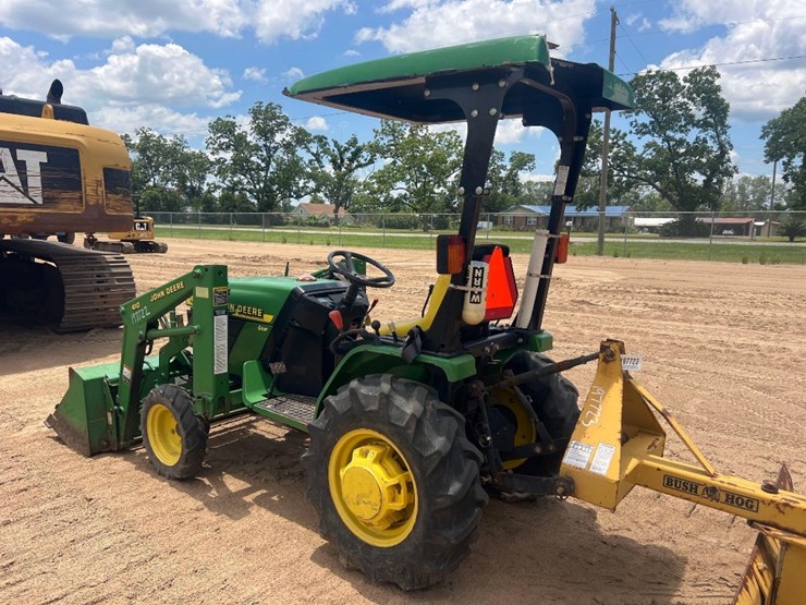 john-deere-4100-image-2