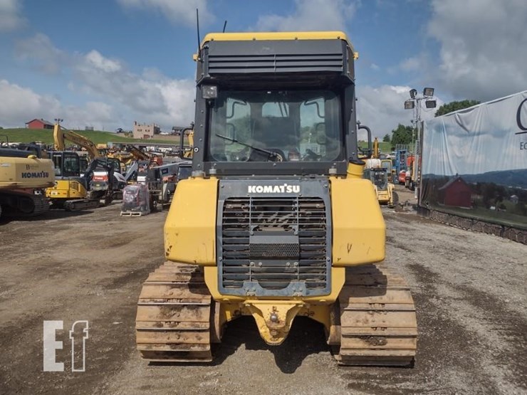 2011-komatsu-d31px-22-image-4