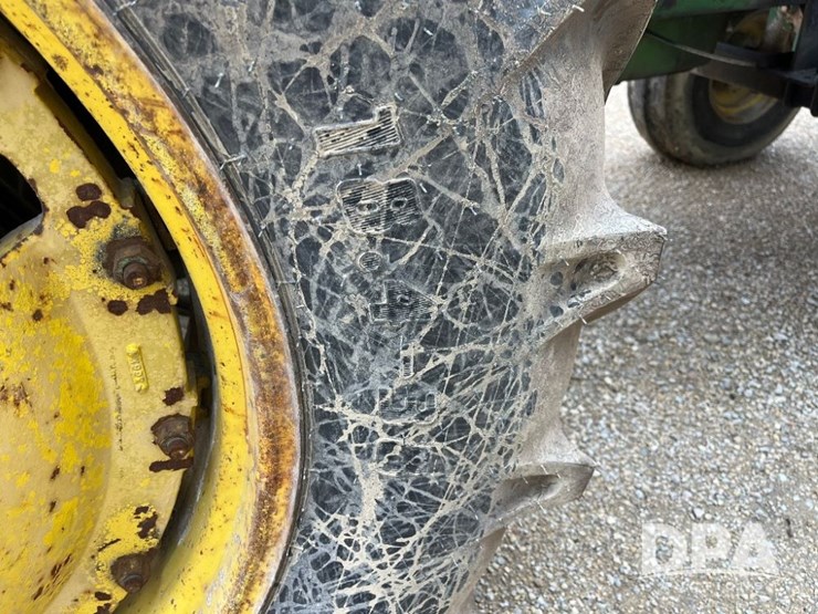 john-deere-4620-image-42