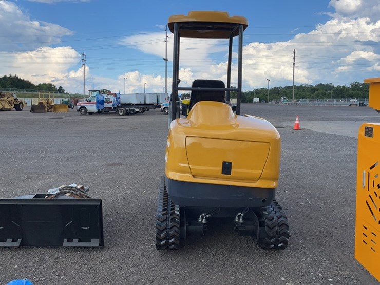 #2019-•-2025-cfg-mx50r-mini-excavator-image-9