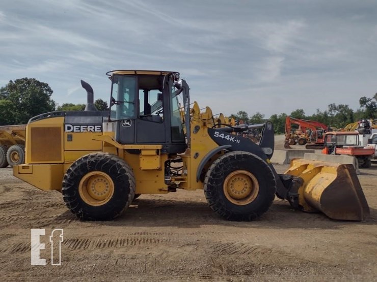 2025-deere-544kii-image-3