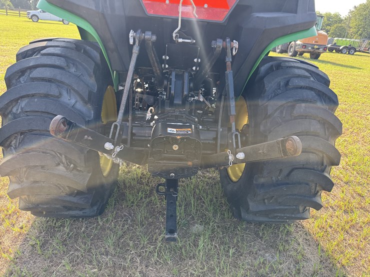 john-deere-3025e-image-9