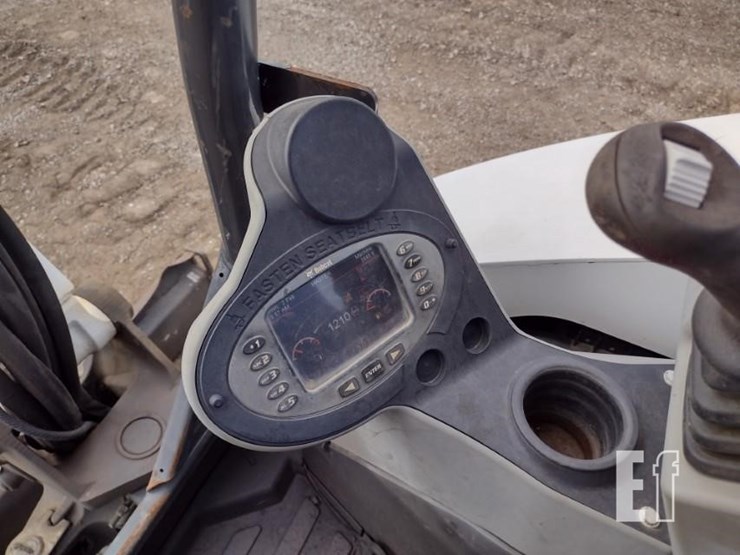 2017-bobcat-e35i-image-8