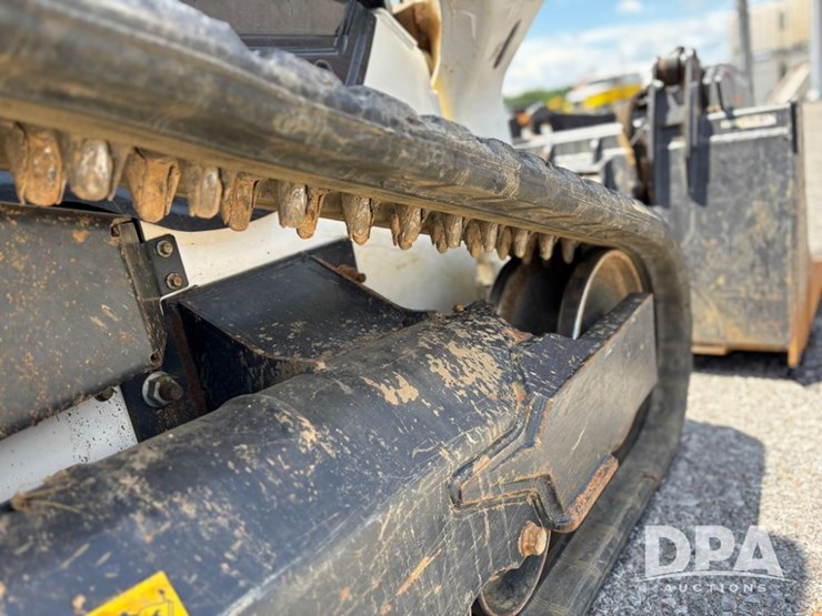 2021-bobcat-t62-image-33