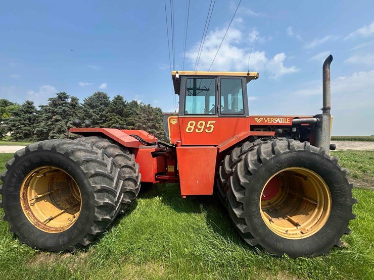 1982-versatile-895-image-4