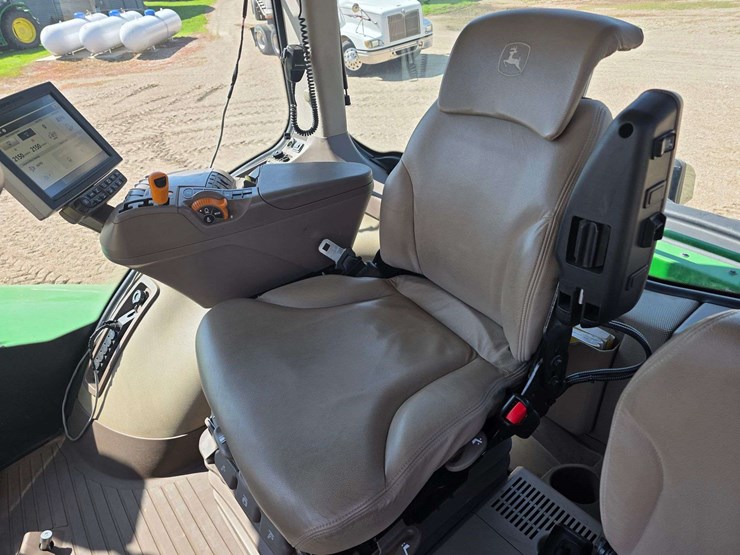2021-john-deere-9570rx-image-110